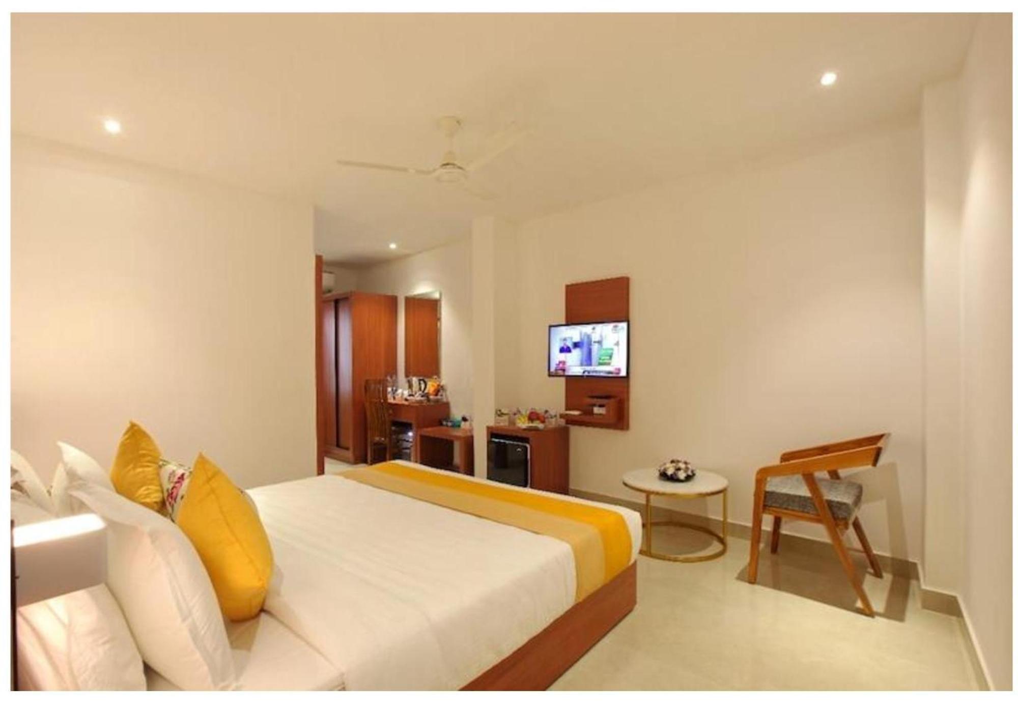 Park Residency Koothattukulam Kuttāttukulam 외부 사진